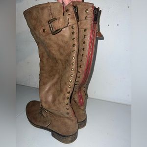 Fun boots